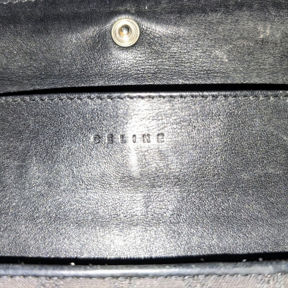 Authentic Celine Triomphe Long Wallet - Picture 8 of 8